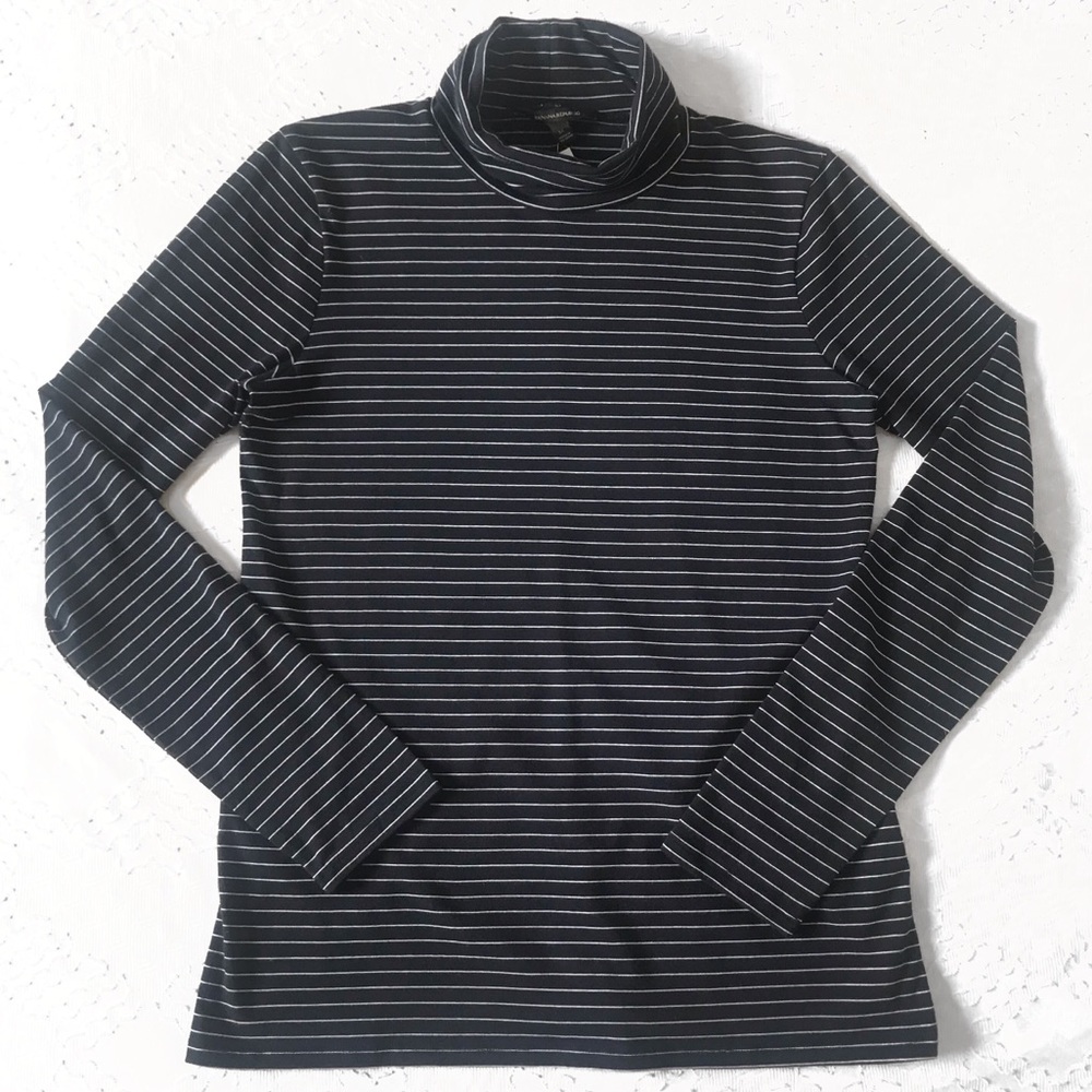 Banana Republic Navy Striped Turtleneck // Medium